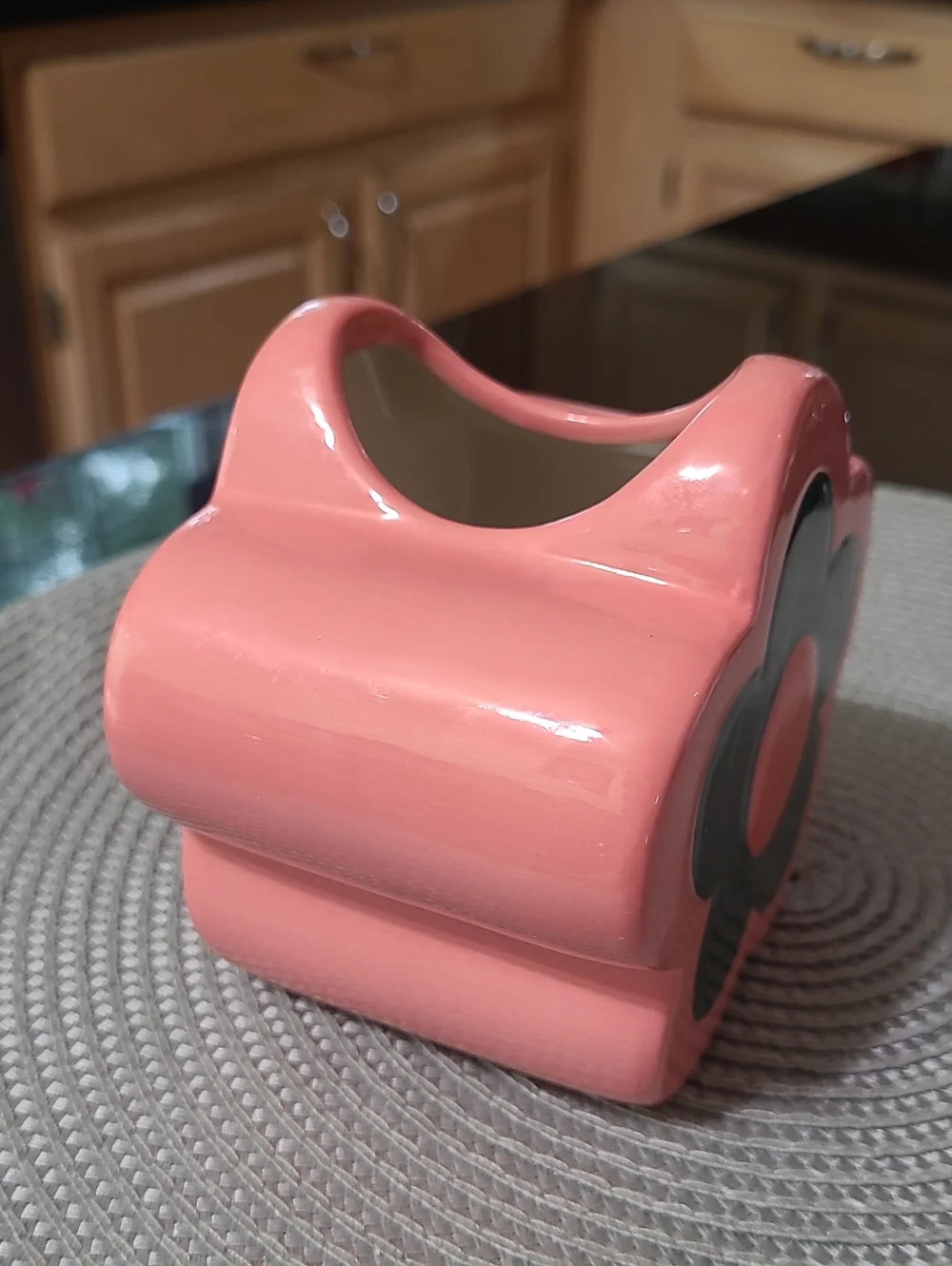 ban.do  Ceramic Flower Vase